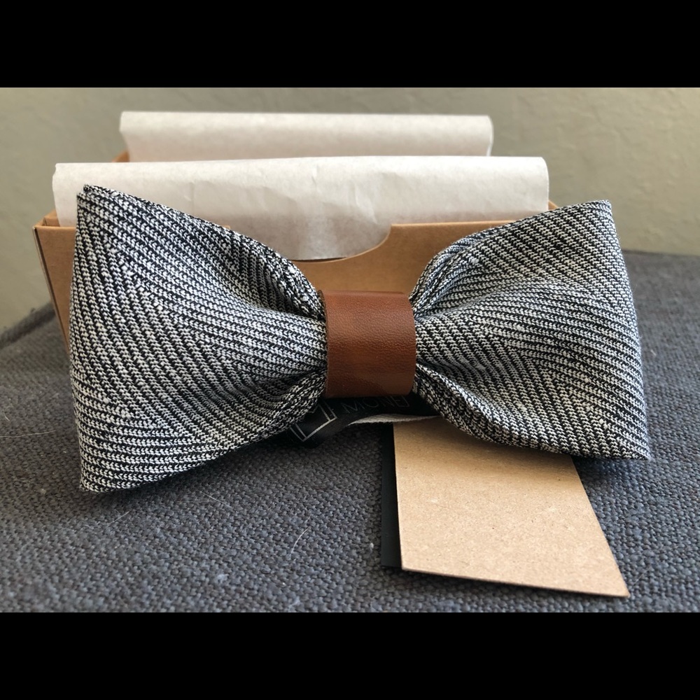 Men’s bow tie